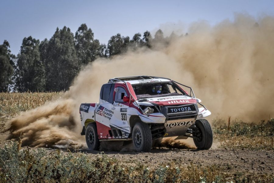 Fernando Alonso y Marc Coma, a seguir acumulando experiencia con el Toyota Hilux en el Rally de Marruecos